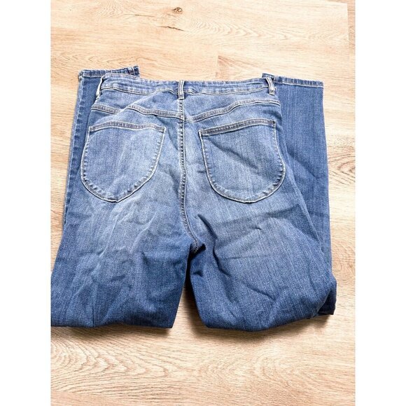 Garage Super High Rise Skinny Medium Wash Jeans 11 - Picture 3 of 11